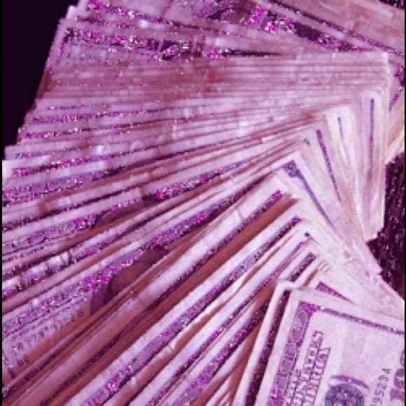 Meet your Posher, Daniela - Picture 1 of 1